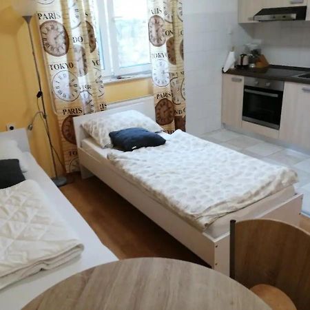 Apartments Raspolic Кастав Екстериор снимка