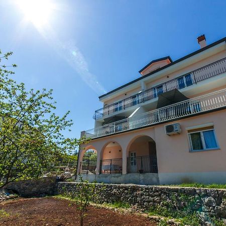 Apartments Raspolic Кастав Екстериор снимка