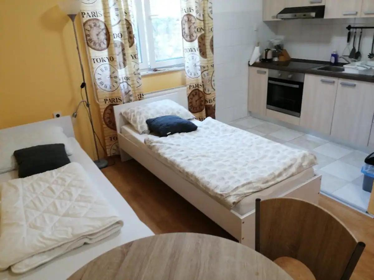 Apartments Raspolic Кастав Екстериор снимка