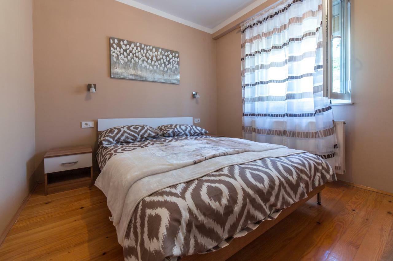 Apartments Raspolic Кастав Екстериор снимка